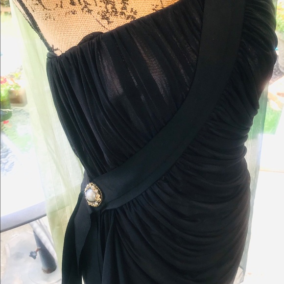 Badgley Mischka Collection - Picture 4 of 4